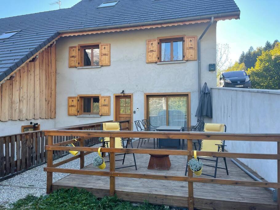 Allemond - Restful 2 Bed Apartment For Ski, Cycle & Family Exterior foto